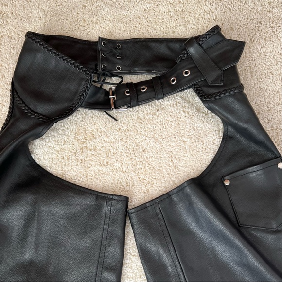 Leather Assless Chaps - Picture 5 of 6